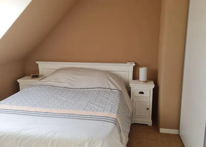 Maison Dans Quartier Residentiel A Cote De Caen Tatil Evi